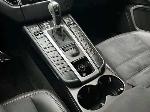 Used 2017 Porsche Macan GTS image 43