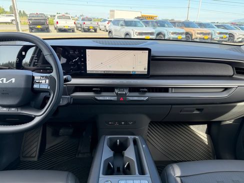 New 2026 Kia EV9 Wind AWD/4WD image 24