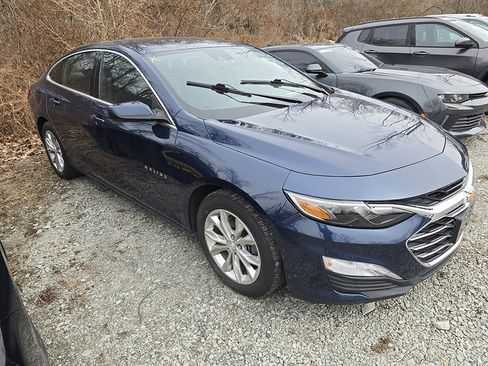 Used 2020 Chevrolet Malibu LT FWD image 4