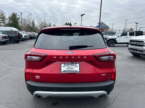 Certified 2024 Ford Escape Base image 11