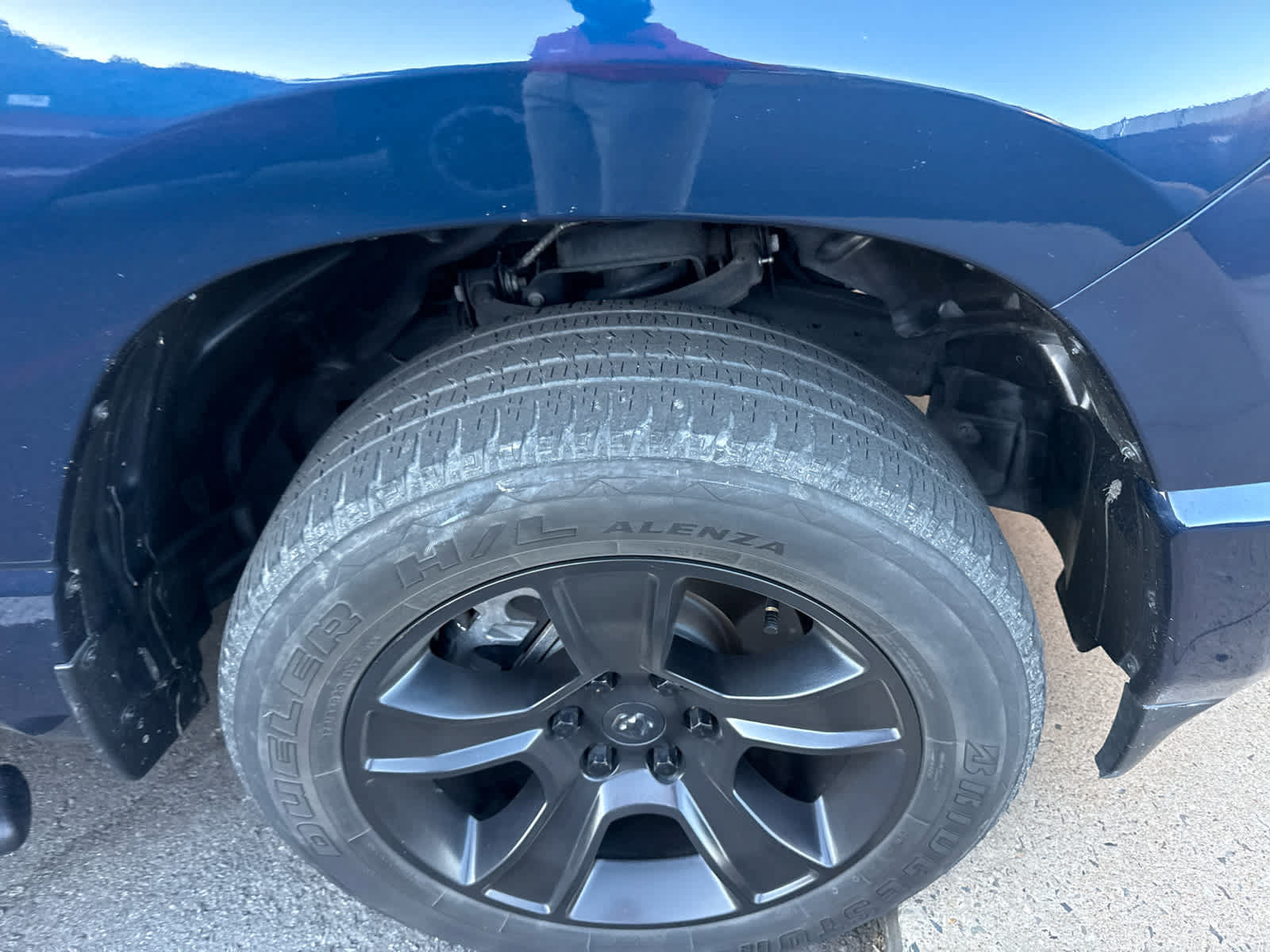 Used 2023 RAM 1500 Big Horn AWD/4WD image 2