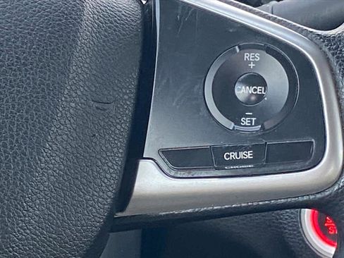 Used 2018 Honda Civic EX image 9