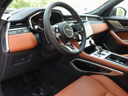 Used 2026 Jaguar F-PACE R-Dynamic S image 13