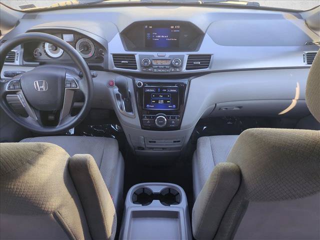 Used 2016 Honda Odyssey SE image 17