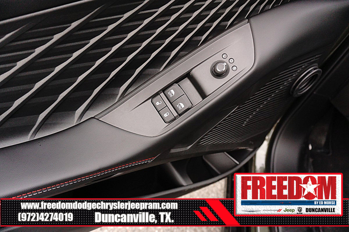 New 2026 Dodge Charger Scat Pack w/ Blacktop Package AWD/4WD image 38