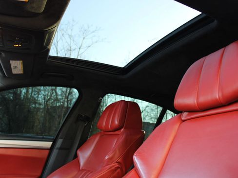 Used 2016 BMW M5 RWD image 19