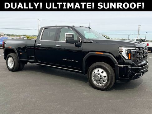 Used 2024 GMC Sierra 3500 Denali Ultimate image 1