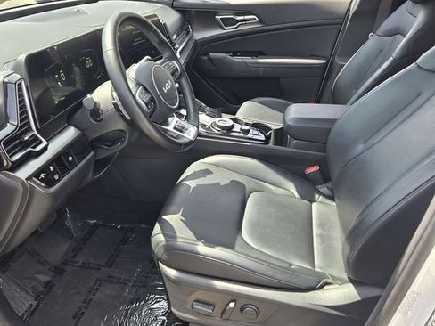 Used 2023 Kia Sportage EX AWD/4WD image 10
