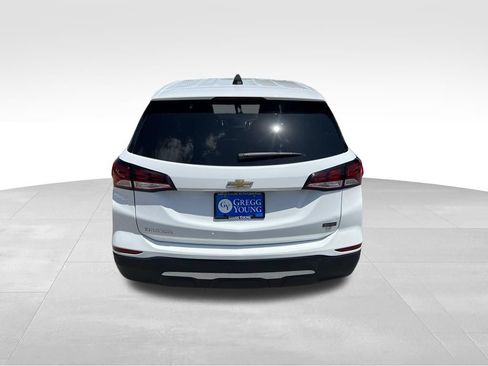 Used 2024 Chevrolet Equinox LT FWD image 5