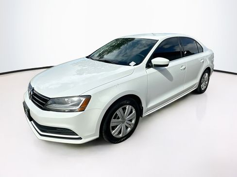 Used 2017 Volkswagen Jetta S FWD image 3