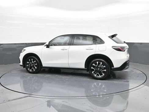 Certified 2026 Honda HR-V EX-L image 5