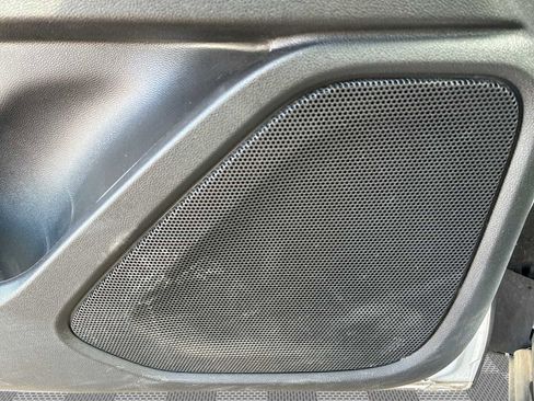 Used 2024 GMC Terrain SLT w/ LPO, Floor Liner Package image 23