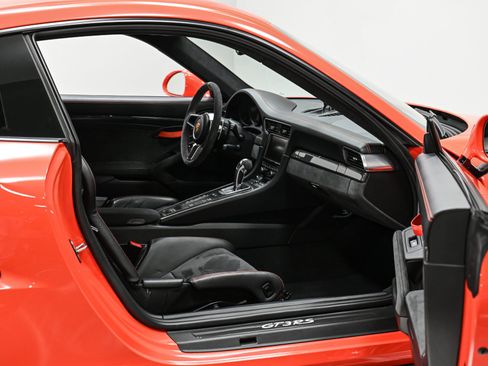 Used 2016 Porsche 911 GT3 RS RWD image 50