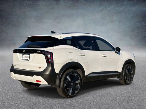 New 2026 Nissan Kicks SR image 2