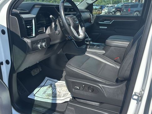 Used 2023 GMC Sierra 1500 Denali AWD/4WD image 16