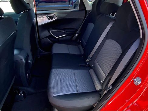 Used 2023 Kia Soul S image 22