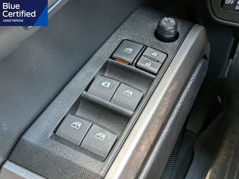 Used 2021 Toyota Tacoma SR5 RWD image 25