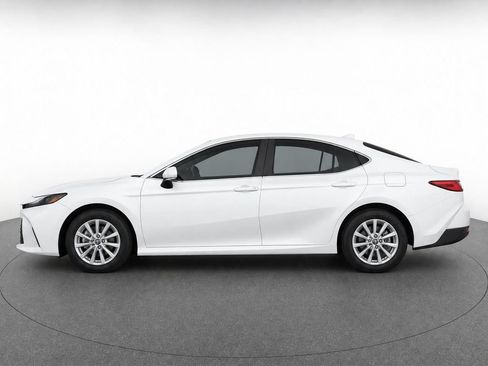 Used 2025 Toyota Camry LE FWD image 6