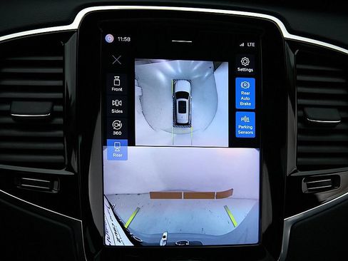 Certified 2024 Volvo XC90 T8 Ultimate w/ Protection Package Premier AWD/4WD image 34
