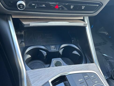 Used 2025 BMW 330i Sedan RWD image 21