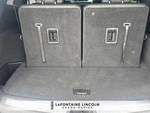Used 2021 Cadillac XT6 Luxury w/ LPO, Floor Liner Package FWD image 30