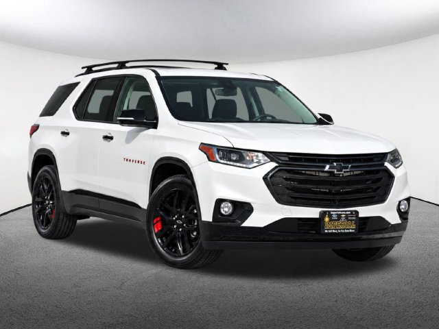 Used 2020 Chevrolet Traverse Premier w/ Redline Edition AWD/4WD image 2