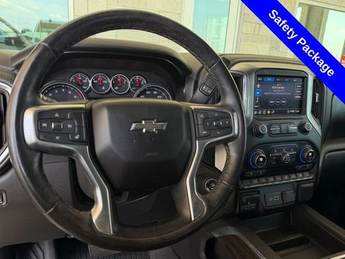 Used 2020 Chevrolet Silverado 1500 LT Trail Boss AWD/4WD image 12
