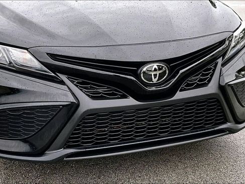 Used 2024 Toyota Camry SE FWD image 30