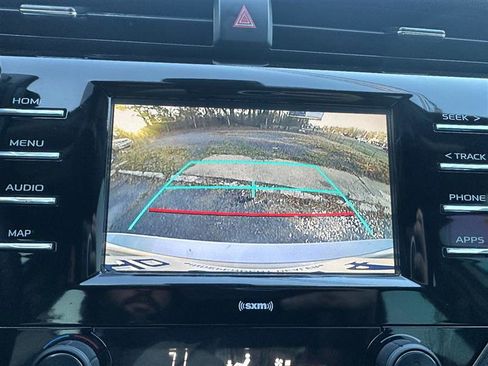 Used 2020 Toyota Camry SE image 33