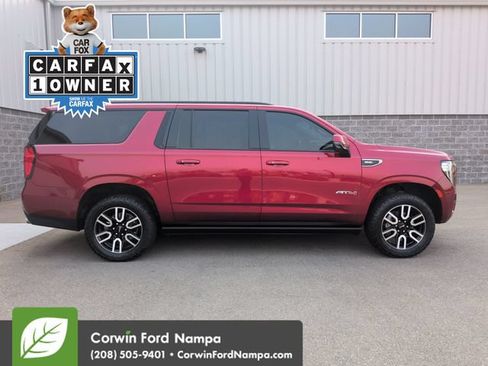 Used 2023 GMC Yukon XL AT4 w/ AT4 Premium Plus Package AWD/4WD image 2