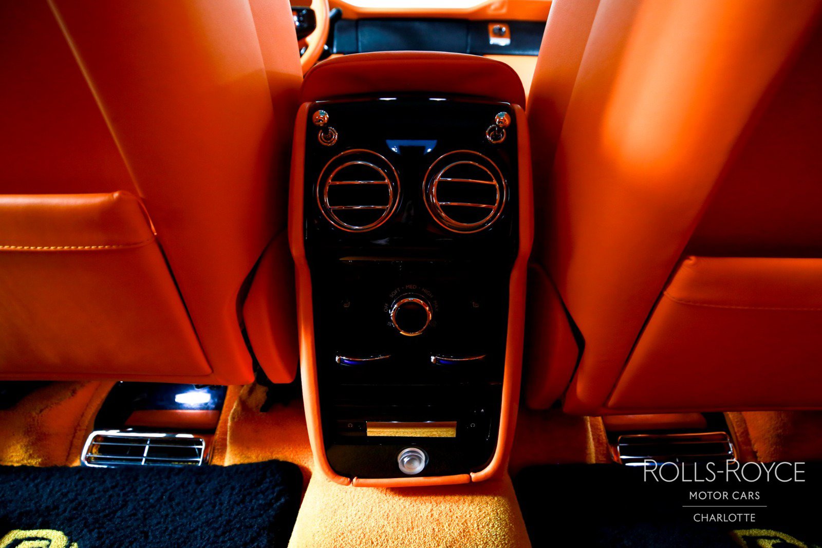 Used 2019 Rolls-Royce Cullinan AWD/4WD image 21