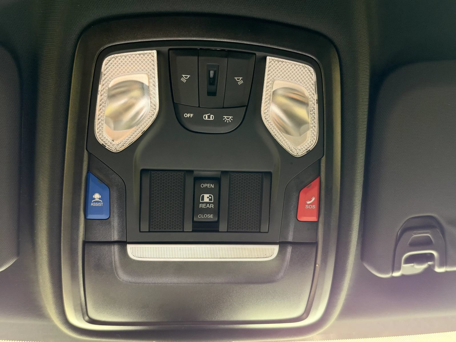 Used 2023 RAM 2500 Tradesman AWD/4WD image 35