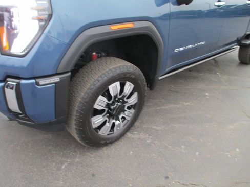 Certified 2024 GMC Sierra 2500 Denali w/ Denali Reserve Package image 14