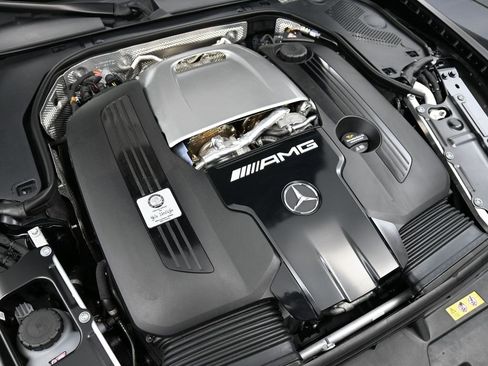 Used 2025 Mercedes-Benz AMG GT 63 image 32