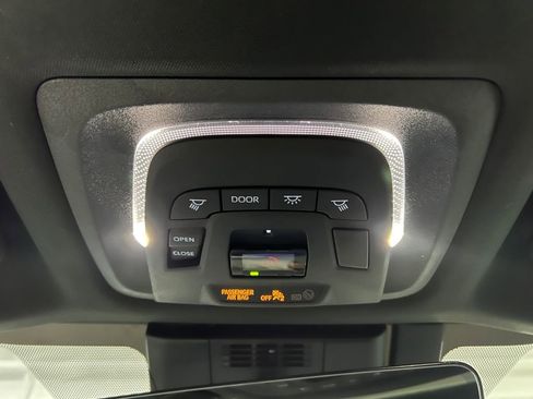 Certified 2025 Toyota bZ4X FWD image 34