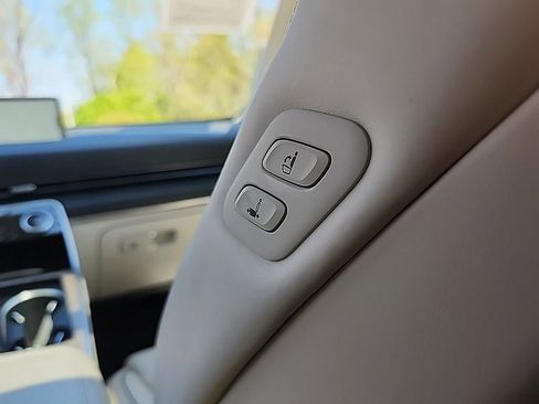 Used 2024 Genesis GV80 3.5T w/ Prestige Package image 24