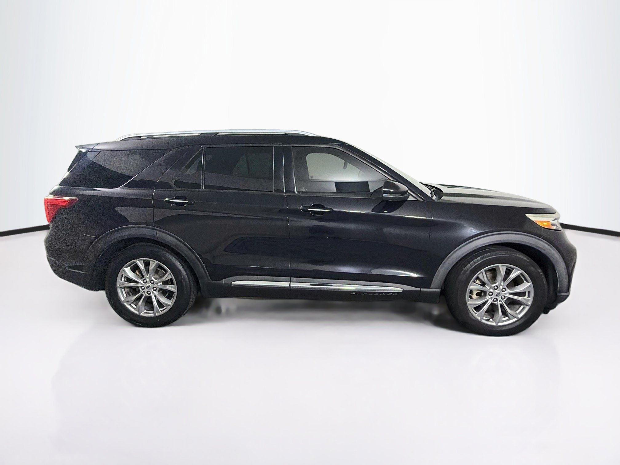 Used 2020 Ford Explorer Limited RWD image 10