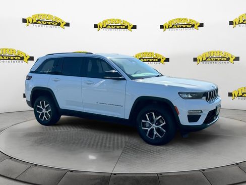 Used 2024 Jeep Grand Cherokee Limited AWD/4WD image 7