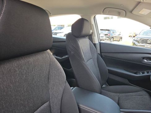 Certified 2023 Honda Accord LX image 11