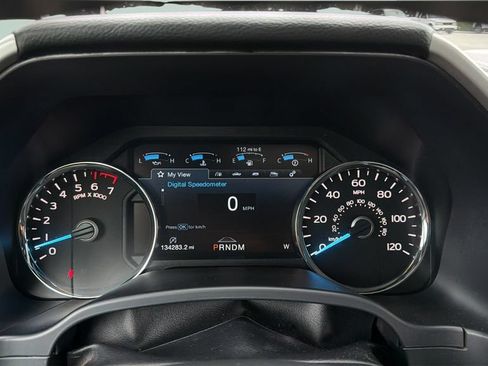 Used 2020 Ford F150 Lariat w/ Equipment Group 502A Luxury AWD/4WD image 36