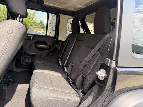 Used 2020 Jeep Wrangler Unlimited Sport S AWD/4WD image 10