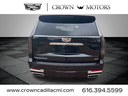 New 2026 Cadillac Escalade ESV Luxury w/ LPO, Radiant Package AWD/4WD image 6