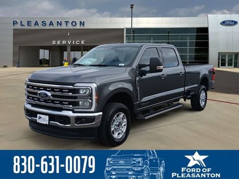 New 2026 Ford F350 XLT w/ XLT Premium Package AWD/4WD image 1