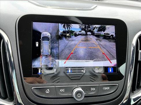 Used 2024 Chevrolet Equinox RS w/ RS Leather Package FWD image 23