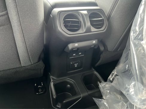 New 2025 Jeep Gladiator Sport image 24