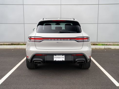 New 2026 Porsche Macan image 7