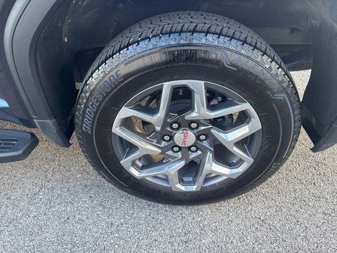 Certified 2025 GMC Sierra 1500 SLT w/ SLT Premium Plus Package image 4