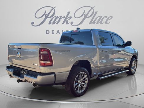 Used 2023 RAM 1500 Laramie AWD/4WD image 5