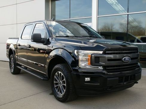 Used 2018 Ford F150 XLT w/ Equipment Group 302A Luxury image 2