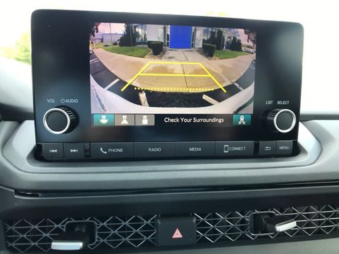 Certified 2024 Honda Accord EX image 22
